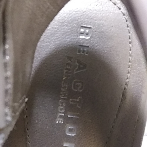 Women high heel shoe by Kenneth Cole 71/2 - Picture 9 of 9